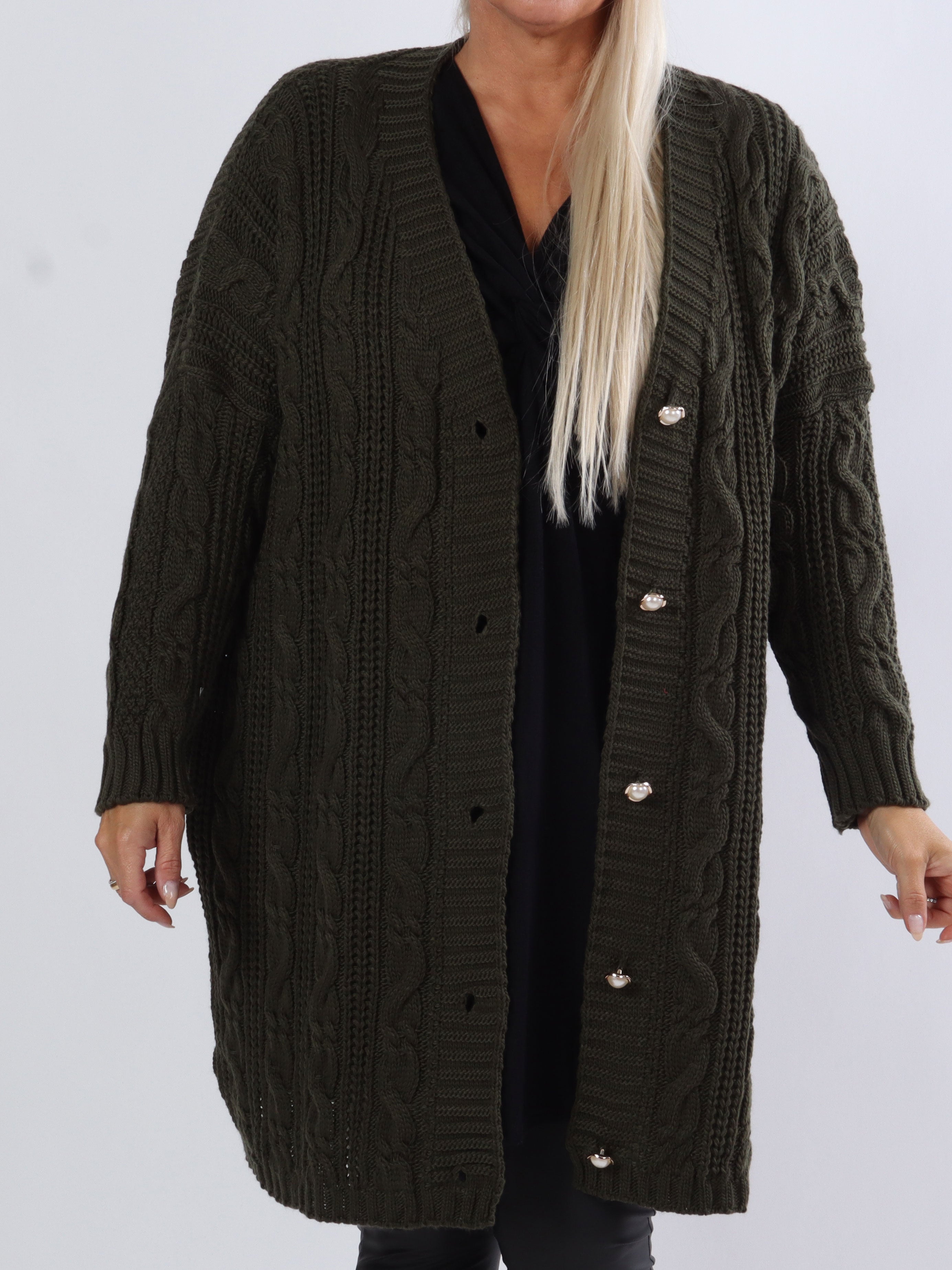 Noa - Plus size cardigan med kabelstrik